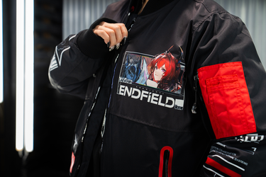 [PRE-ORDER] LAEVATAIN BOMBER